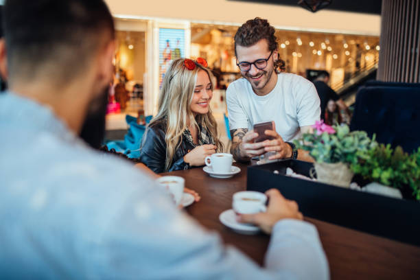 istock How friends hang out in the digital age 1226057438