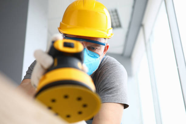 istock Concentrated man in face mask 1226111064