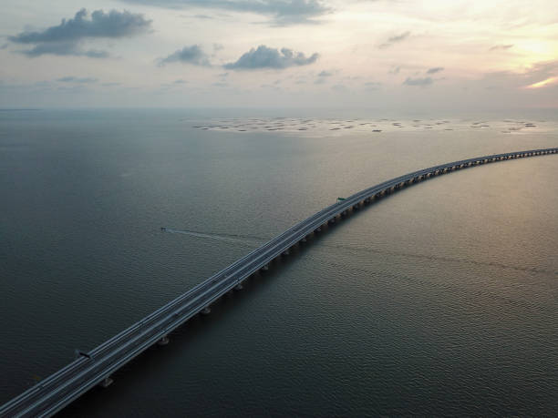 istock Car traffic at Sultan Abdul Halim Muadzam Shah Bridge 1226123215