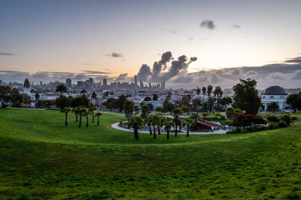 istock Sunrise over Mission Dolores Park 1226125700