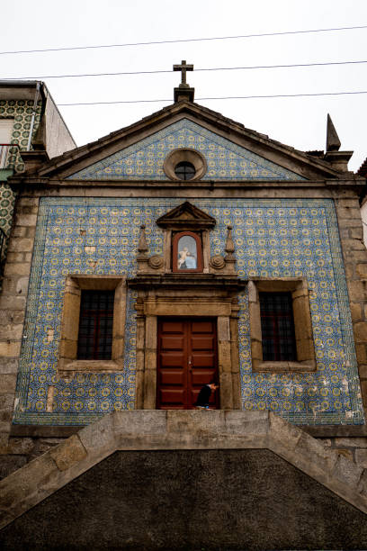 istock Small and old church in old Porto. 1226192222