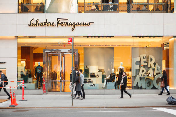 薩爾瓦托費拉加莫商店 紐約市 - ferragamo 個照片及圖片檔