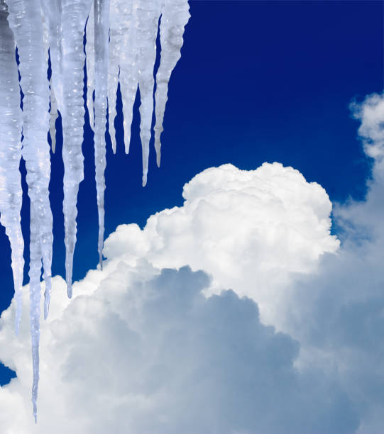 сусикки на фоне неба крупным планом - meteorology diamond weather ice стоковые фото и изображения
