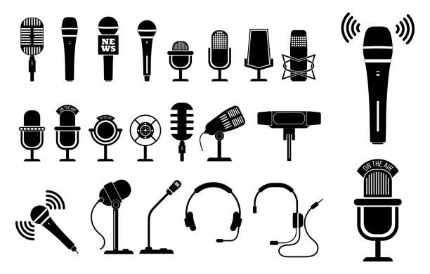 illustrations, cliparts, dessins animés et icônes de ensemble d’icône de microphone ou de micro debout au podium ou concept de micro classique. eps 10 - speaker sound audio equipment stereo