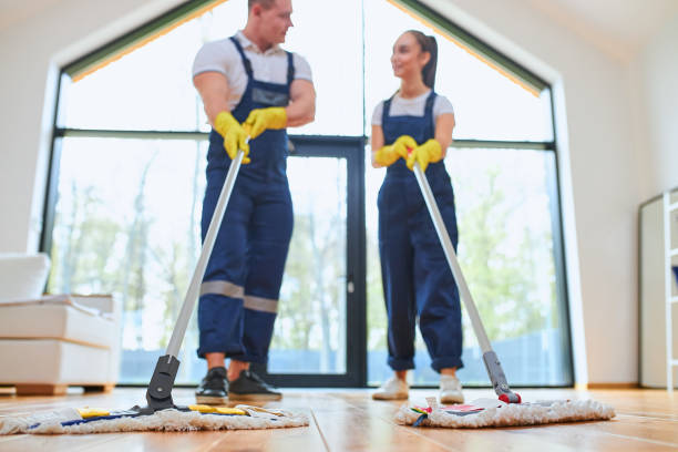 istock Team job cleaning service 1226346725