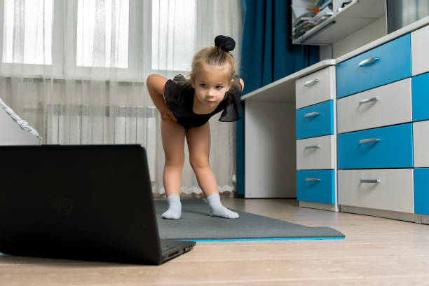 istock online yoga class with kids 1226475823