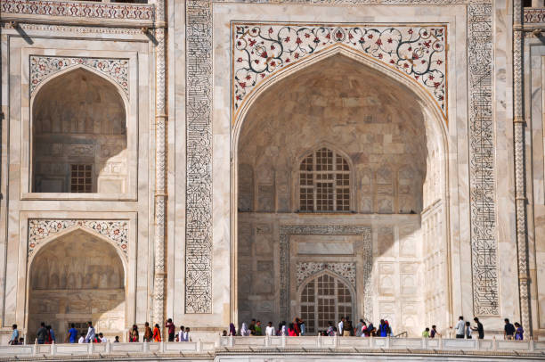 istock The Other Side of Taj Mahal 1226501282