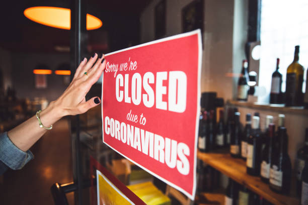 istock Small business closing sign due to Covid-19 coronavirus 1226569706
