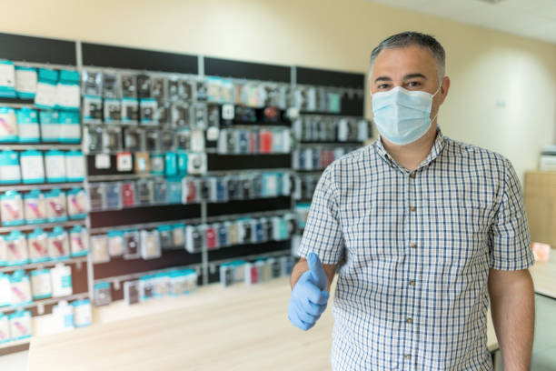 istock Small business working again amid coronavirus 1226586857