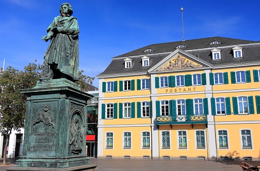 Public statue of Ludwig van Beethoven in Bonn, his city of birth. Ludwig van Beethoven (16 Dec 1770 – 26 March 1827) was a famous German composer and pianist.