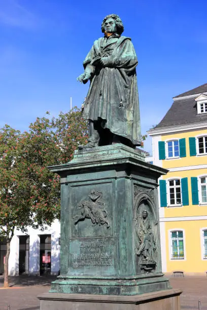 Public statue of Ludwig van Beethoven in Bonn, his city of birth. Ludwig van Beethoven (16 Dec 1770 – 26 March 1827) was a famous German composer and pianist.