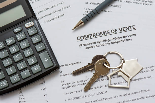 istock French agreement to sell. Real estate purchase concept 1226730259