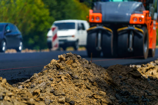istock Road roller flattening new asphalt. 1226744281
