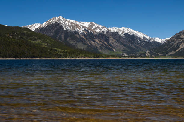 istock Mosquito Range and Turquois Lake 1226798857