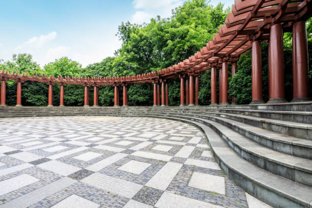 istock Quiet city park square in Hangzhou. 1226881351