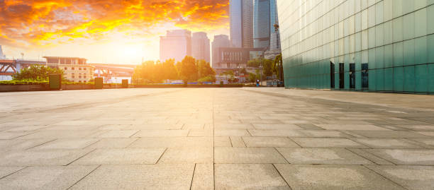 horizonte da cidade de chongqing e edifícios ao pôr do sol. - chongqing china bridge asia - fotografias e filmes do acervo