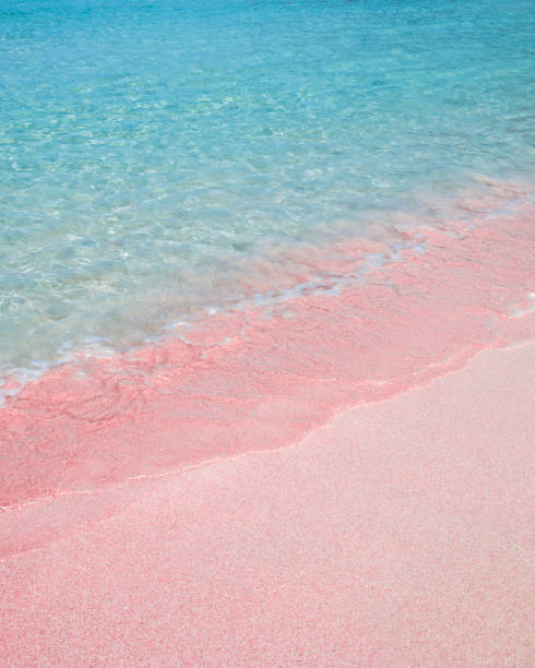 istock Pink sand beach and turquoise pristine water iin Crete, Greece 1226950451