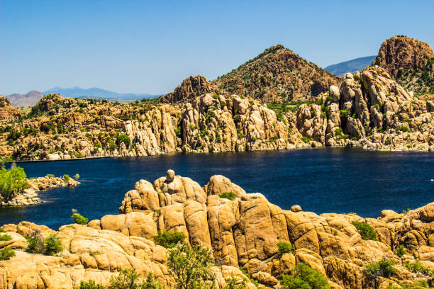 istock Unique Rock Formation Shoreline At Mountain Lake 1226955100