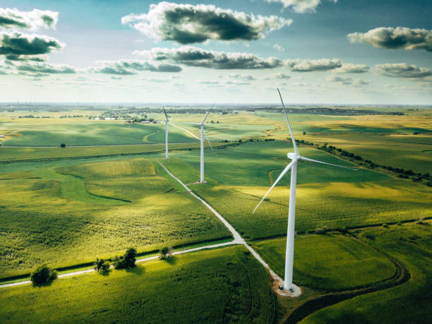 widok z lotu ptaka farmy turbin wiatrowych - scenics landscape windmill sunrise zdjęcia i obrazy z banku zdjęć
