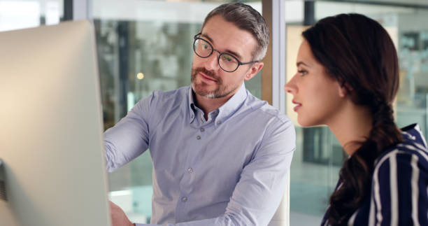 istock Simplifying the concept to a colleague 1227125544