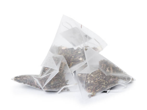 pyramid shape tea bags - teabag label blank isolated imagens e fotografias de stock