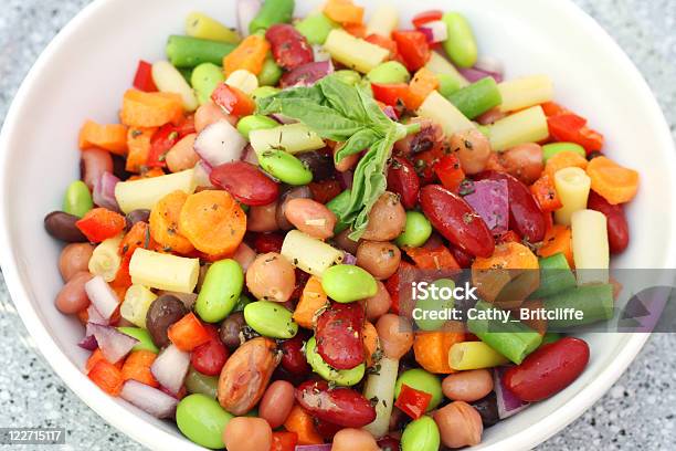 Insalata Di Fagioli - Fotografie stock e altre immagini di Fagiolo di soia - Fagiolo di soia, Olio e aceto, Alimentazione sana