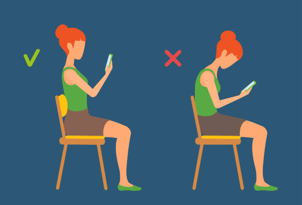 ilustrações, clipart, desenhos animados e ícones de uma garota se senta em uma cadeira dobrada e endireitada, lendo o smartphone. posição de sessão correta e incorreta. slouching de volta. uma postura antes e depois, mudando. coluna saudável. - boa postura