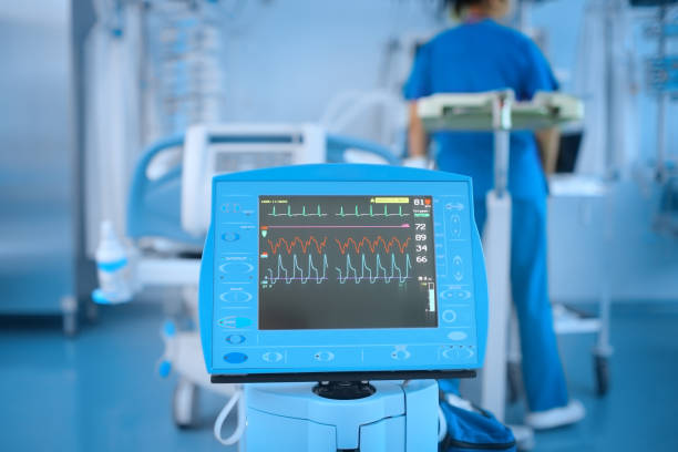 istock Device with the ECG monitor 1227177894