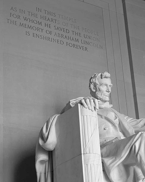istock Lincoln Memorial Washington DC 122718411