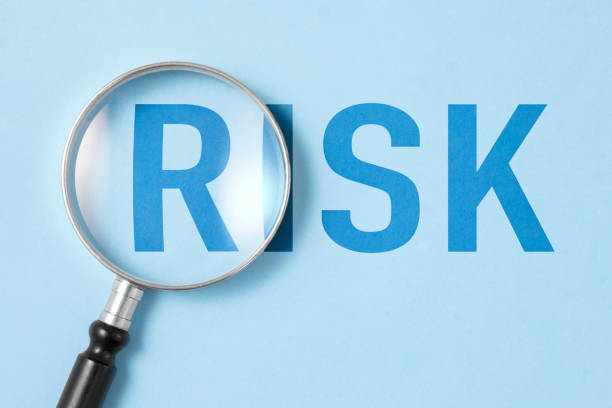 istock Word Risk and Magnifying Glass 1227208382