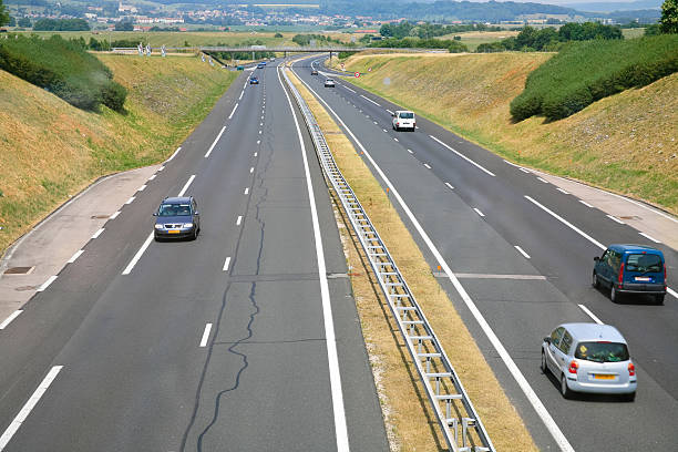 istock highway in France 122722844