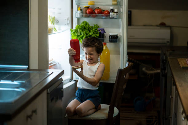 istock Ketchup on a slice of bread 1227229265