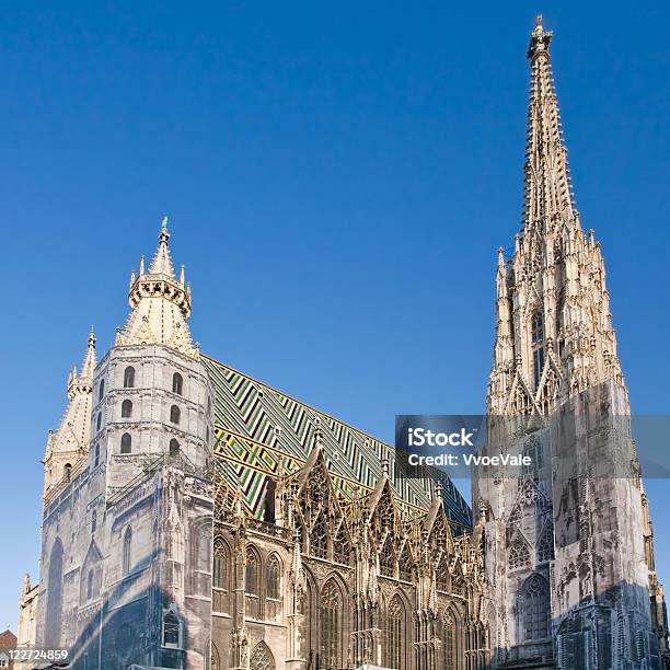 Catedral De St Stephan Viena Áustria - Fotografias de stock e mais imagens de Catedral de St. Stephens - Viena - Catedral de St. Stephens - Viena, Viena, Antigo