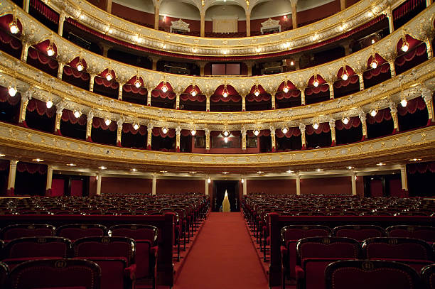 widownia - stage theater theatrical performance curtain seat zdjęcia i obrazy z banku zdjęć