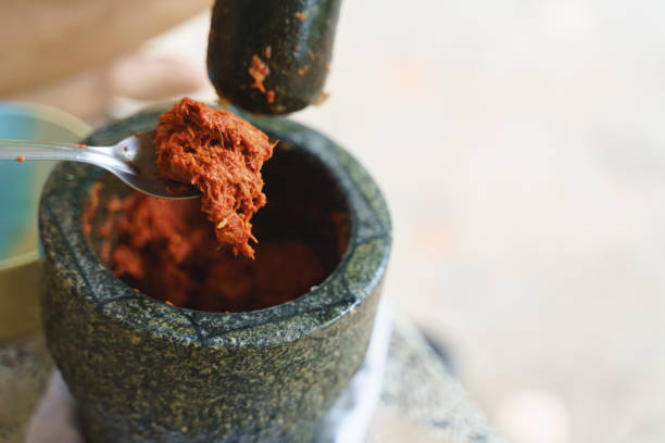 тайский чили традиционный стиль приготовления пищи - pepper spice dried plant image стоковые фото и изображения