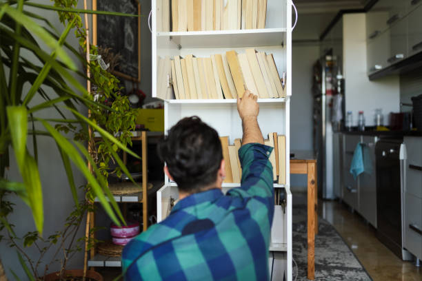 Organizing book shelf in residential building