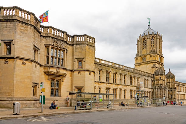 christ church college w oksfordzie - christopher wren zdjęcia i obrazy z banku zdjęć