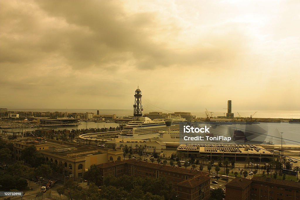 Panorâmica do porto. De Barcelona - Foto de stock de Barco de passageiros royalty-free