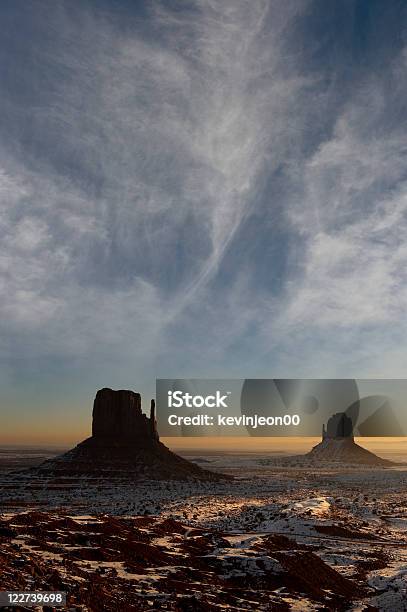 Monument Valley Stockfoto und mehr Bilder von Arizona - Arizona, Canyon, Colorado Plateau