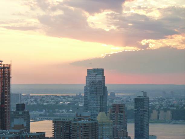 istock Dawn in the city is a miracle 1227412125
