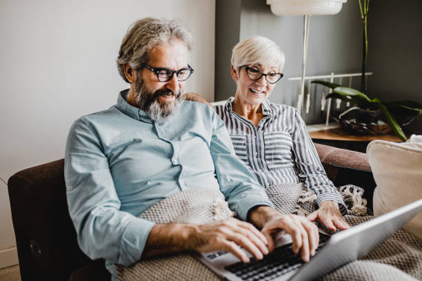 istock Easy online shopping 1227413304