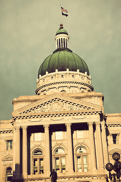 istock Indianapolis, Indiana - State Capitol 122756402