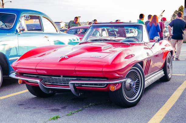 1966 chevrolet corvette sting ray décapotable - 1920 1929 photos et images de collection