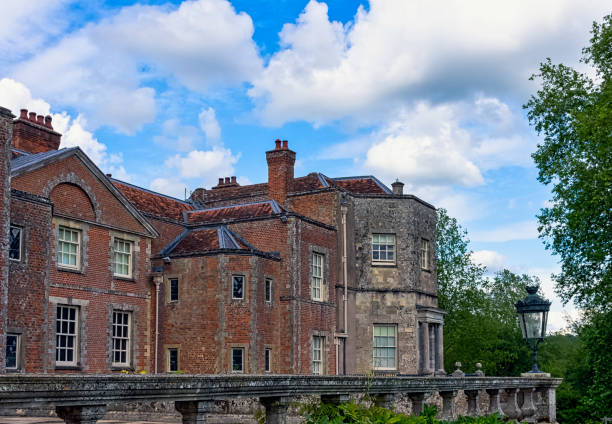 Mottisfont Abbey - a historical priory and country estate in Mottisfont, Hampshire, United Kingdom Mottisfont, Hampshire, United Kingdom - June 9, 2019: Mottisfont Abbey - a historical priory and country estate mottisfont stock pictures, royalty-free photos & images