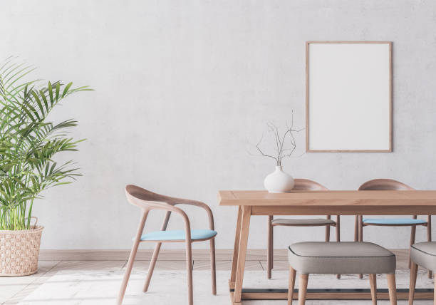 灰色の壁紙の背景に木製の椅子とテーブル。スカンジナビアのダイニングルームのインテリアデザイン。	ストック写真 - インテリア ストックフォトと画像