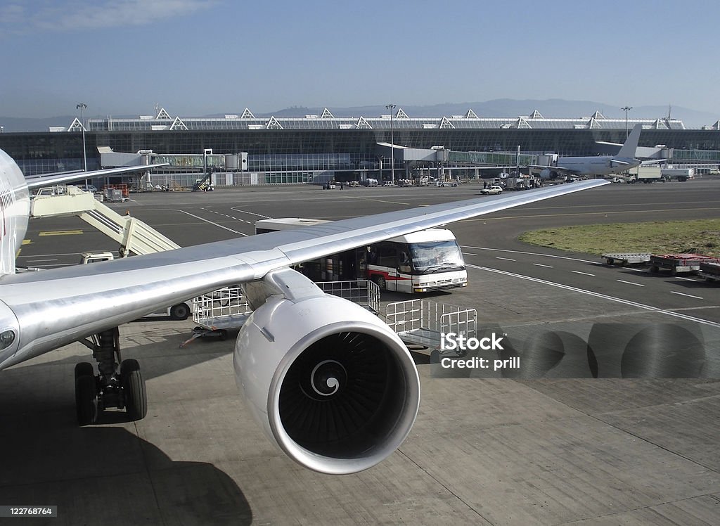 空港でアディスアベバ - カラー画像のロイヤリティフリーストックフォト