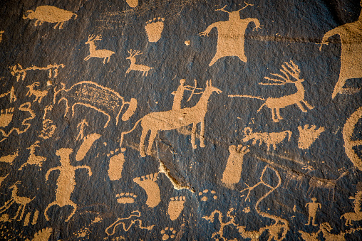 Petroglyphs on newspaper rock in Canyonlands national park, Utah, USA