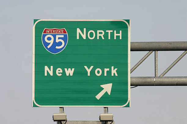 l'autoroute interstate 95, à new york - interstate 95 photos et images de collection