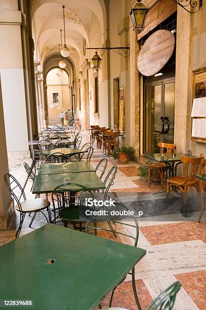 Poza Restauracji - zdjęcia stockowe i więcej obrazów Arezzo - Arezzo, Bez ludzi, Fotografika