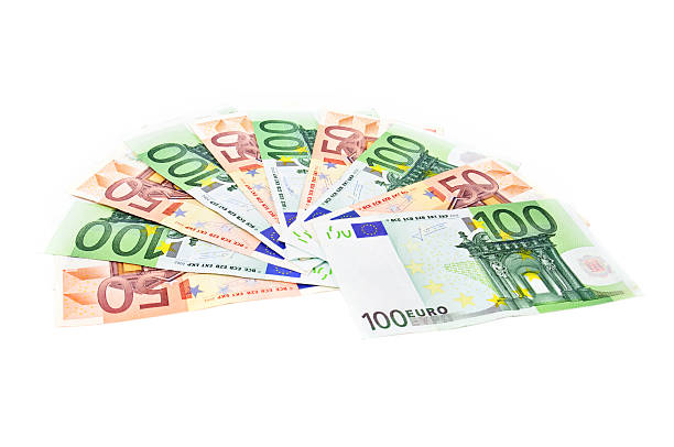 istock Fan from number of euro banknotes 122894427